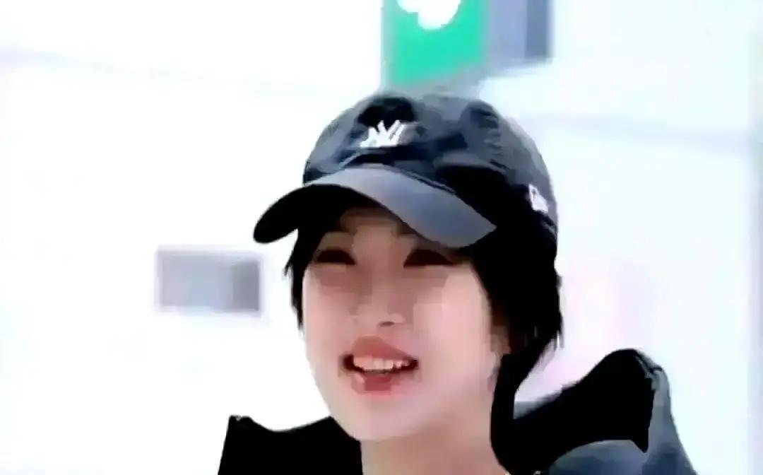 横店，一瓶酒换角色的时代结束了。
昨晚，小张空手走进选角室，三分钟拿到有台词戏份