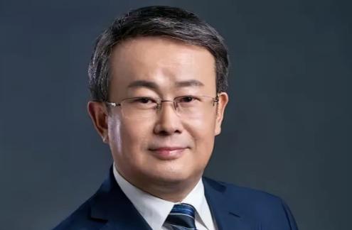 华为越成功，某些“专家”越难受？华为刚拿出震惊全球的半导体突破，连外网都在认真研