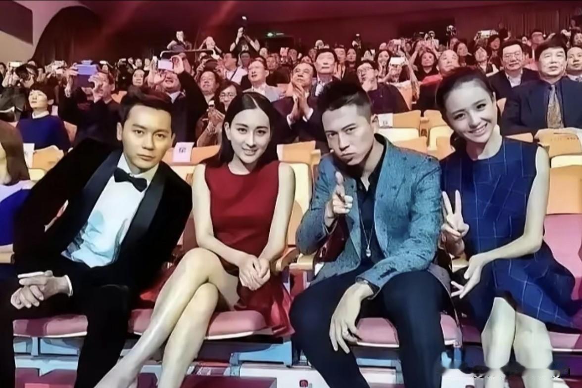 都说人靠衣裳马靠鞍，这话真不假！

李晨、马苏、王雷和佟丽娅四个人坐一块。马苏和