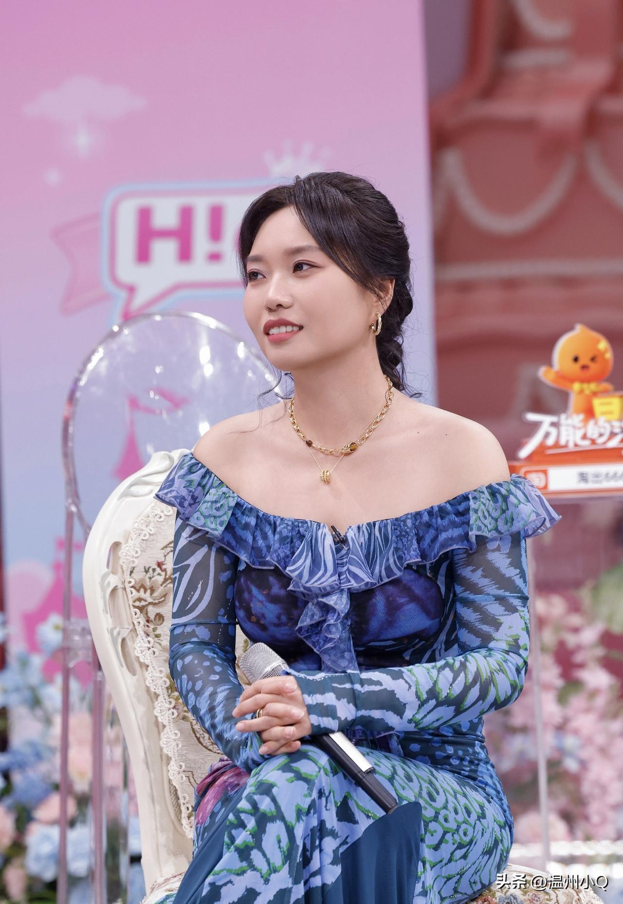 勇闯娱乐圈不容易啊，连靠才华不靠颜值的李雪琴都瘦出了直角肩，所以说明星的形象管理