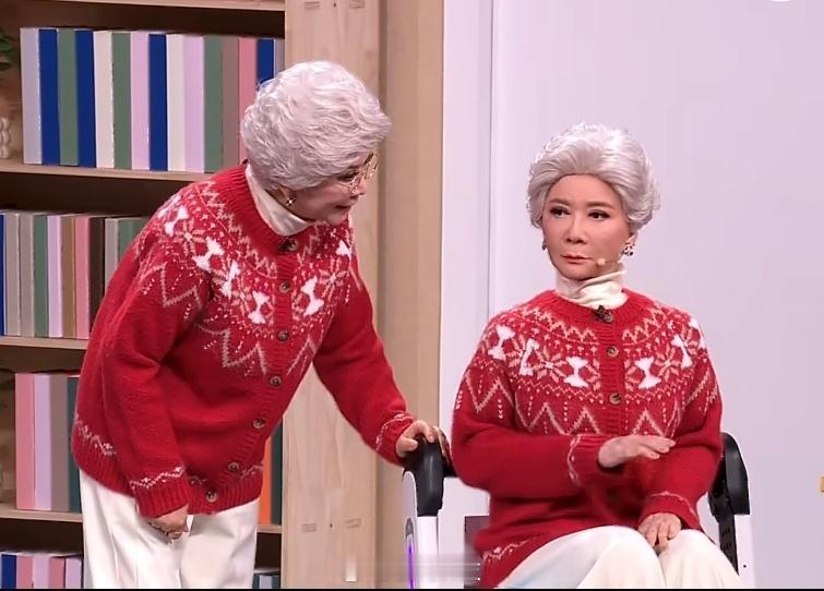 机器人全面入侵春晚抬头看了几眼电视感觉看到的全是机器人的节目