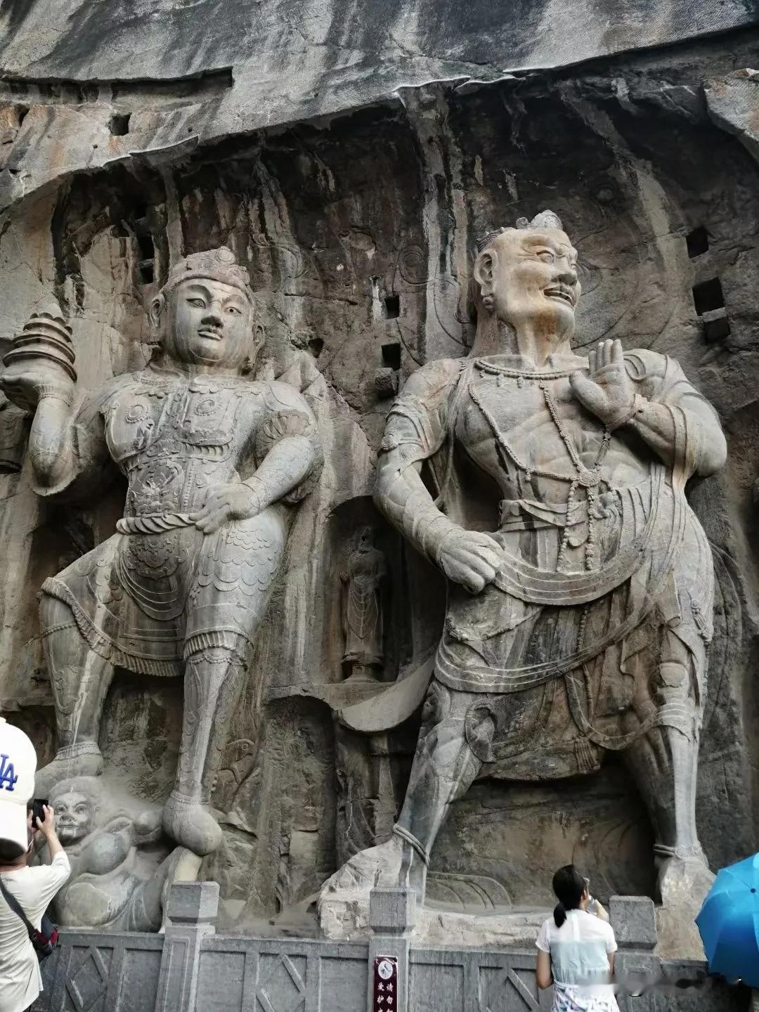 千年前的名人打卡龙门石窟，留下不朽诗篇
如今游人络绎不绝的龙门，早在唐代，已经是
