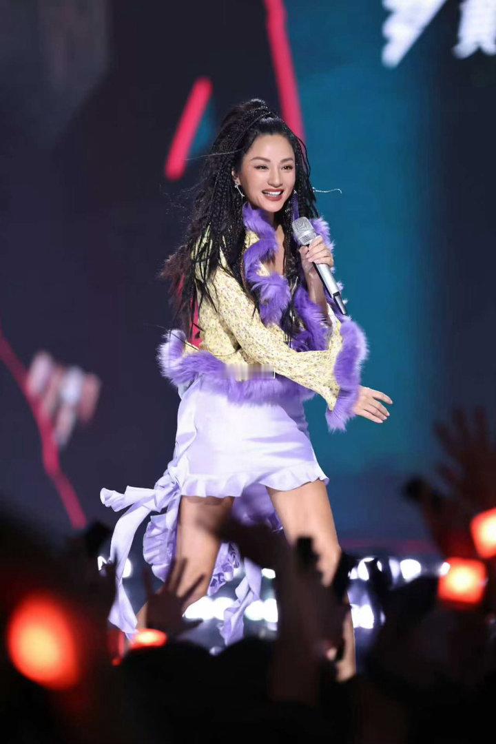 瞿颖胡军李乃文上个世纪的交情大哥小助理出门不靠导航全靠问路，弄丢手机手忙脚乱，三