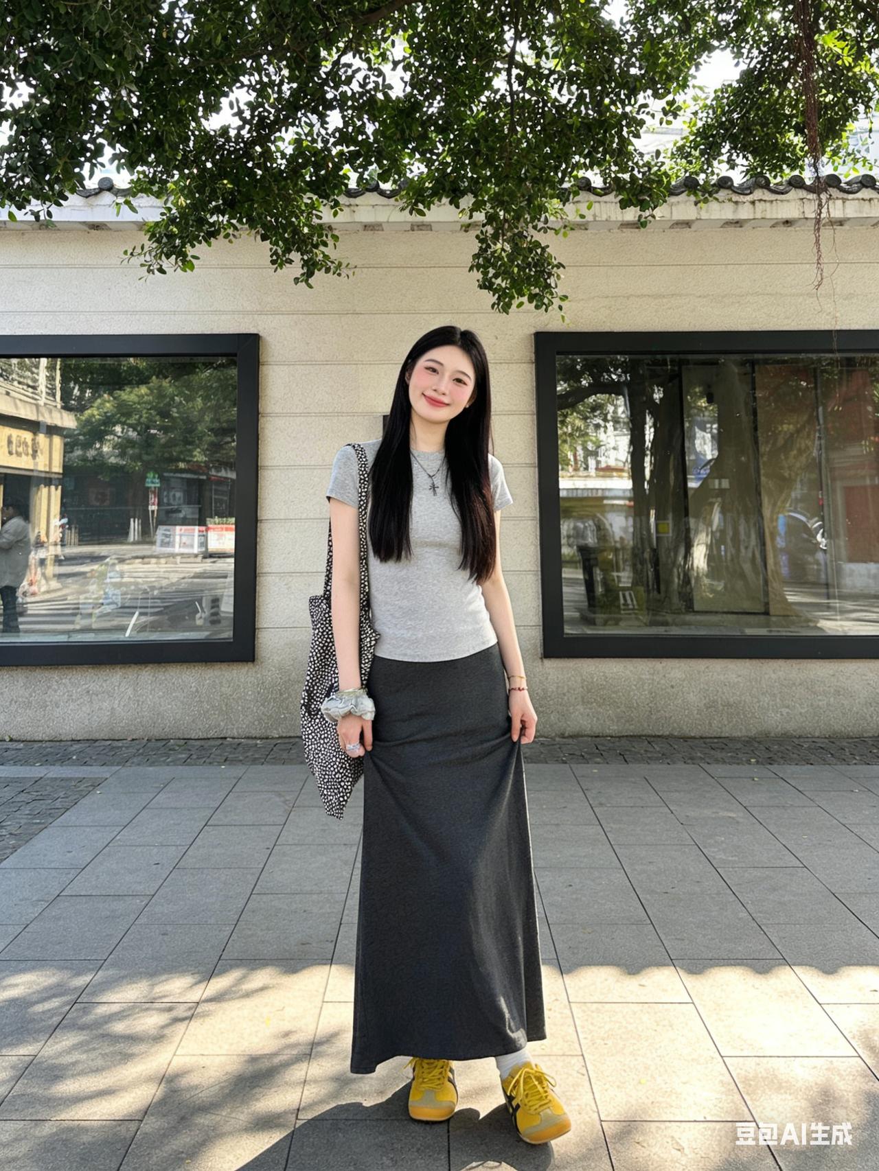 怎样穿搭能显示出温柔的女生气质? 元气少女穿搭指南：灰色T恤+黑色长裙+黄色运动