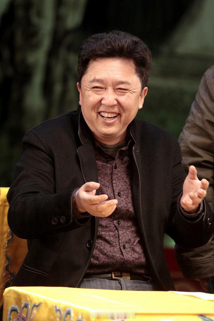 第一次在于谦脸上看到无语阅串无数的于谦老师猜串翻车，全军覆没一个没对！答案一出直