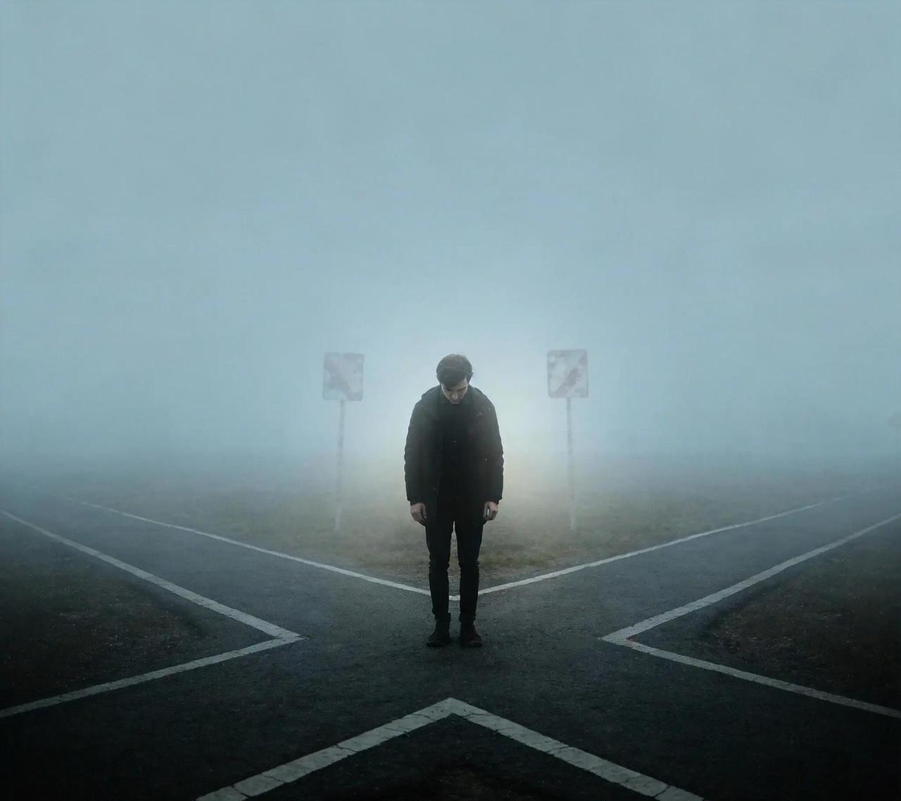 人生最怕走弯路，不是能力不够，而是总在一些小事上栽跟头。熬夜刷手机、加班喝酒、乱