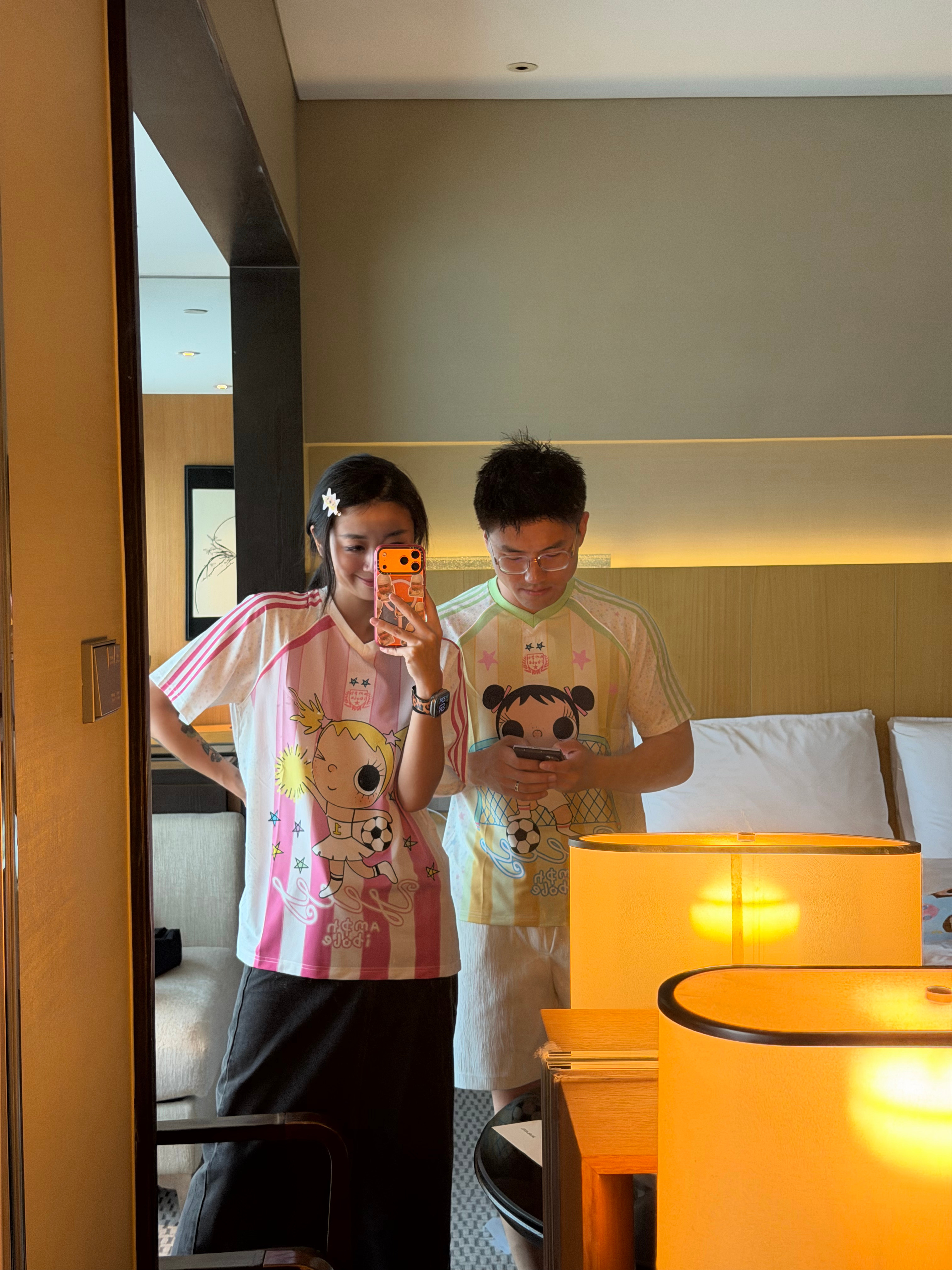 哈哈哈哈哈哈哈哈哈虽然但是 优点是可以换着穿…  ​​​