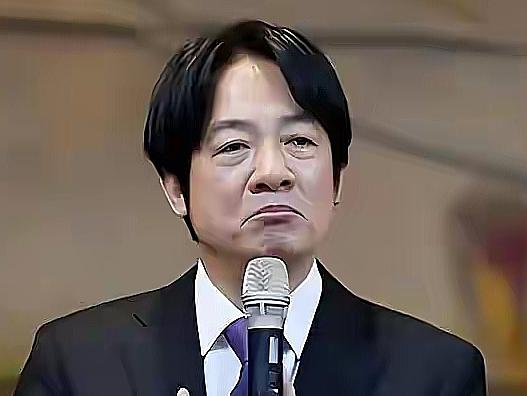 跪殖民者铜像，喊日本恩人！赖清德这一跪，跪碎了所有中国人的底线
 
前言
历史的