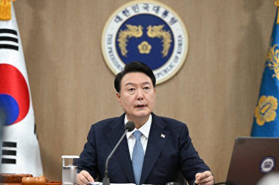 #韩总统办公室放风尹锡悦没接受总理罢免建议案# 果然不出所料，尹锡悦行使了总统特