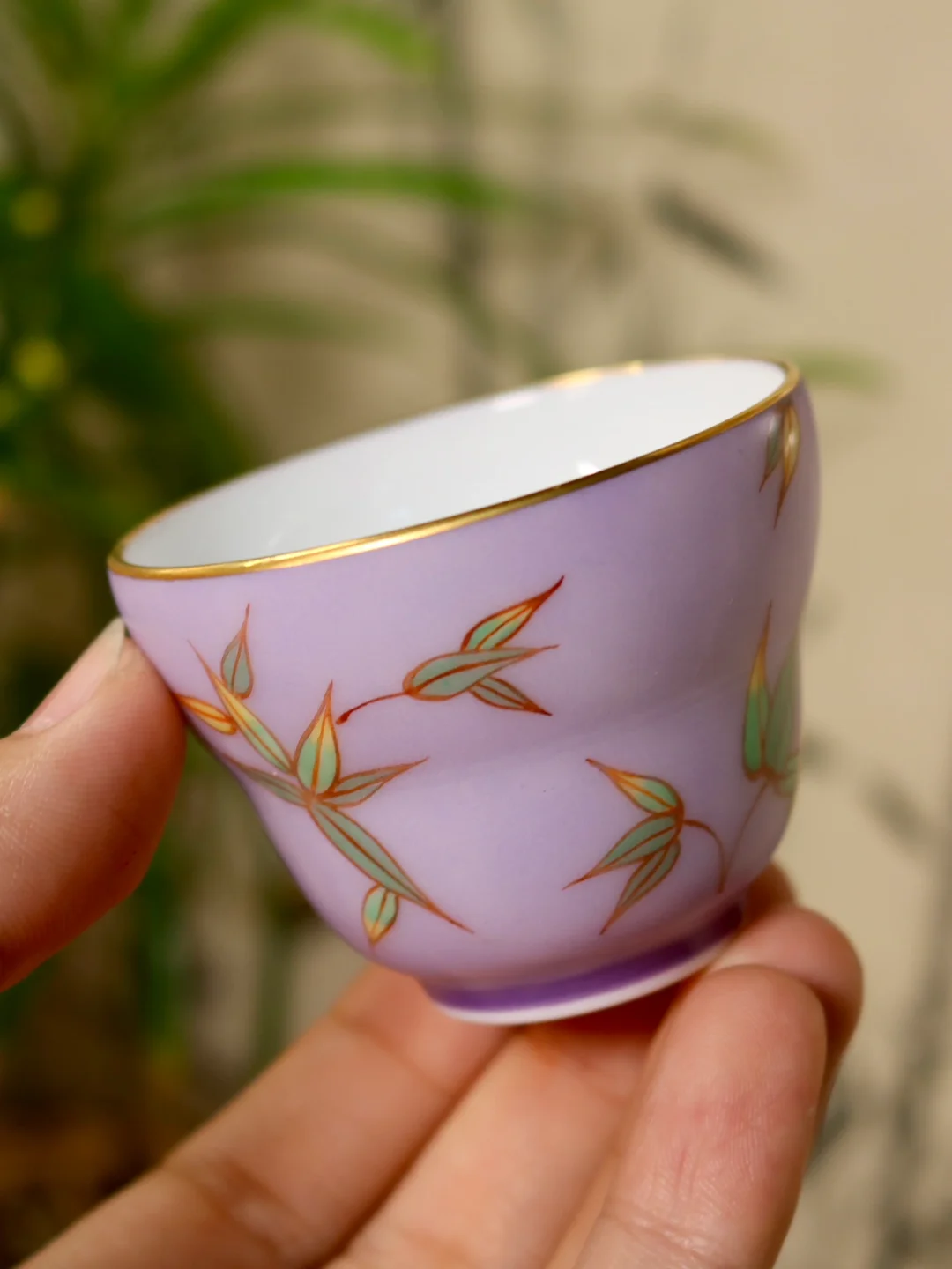 新品上架｜丁香紫地描金竹叶杯～