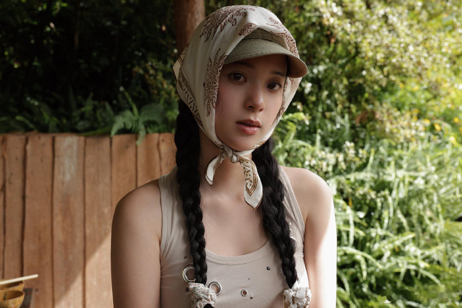 欧阳娜娜好像森林里的小精灵🧚🏻‍♀️娜娜最近的出片质量都好高啊 真的很吸粉[