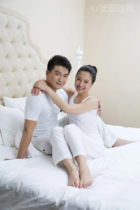 今天想说一个争议很大的话题，为什么能生却不生？

  我堂妹妹夫两个结婚6年了至