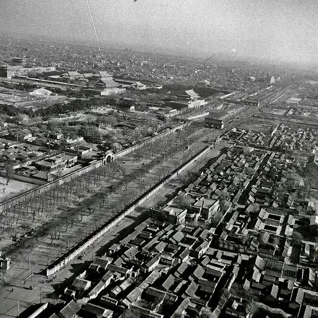 1946年，北京长安街的航拍照片。