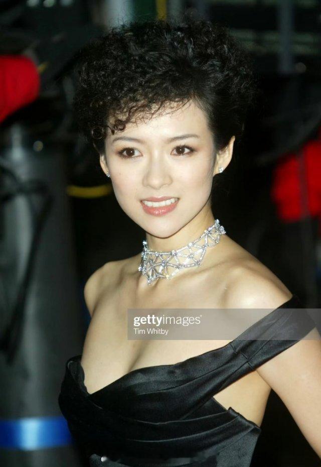国际章 虽然很美但是为什么要在头上顶一坨泡面