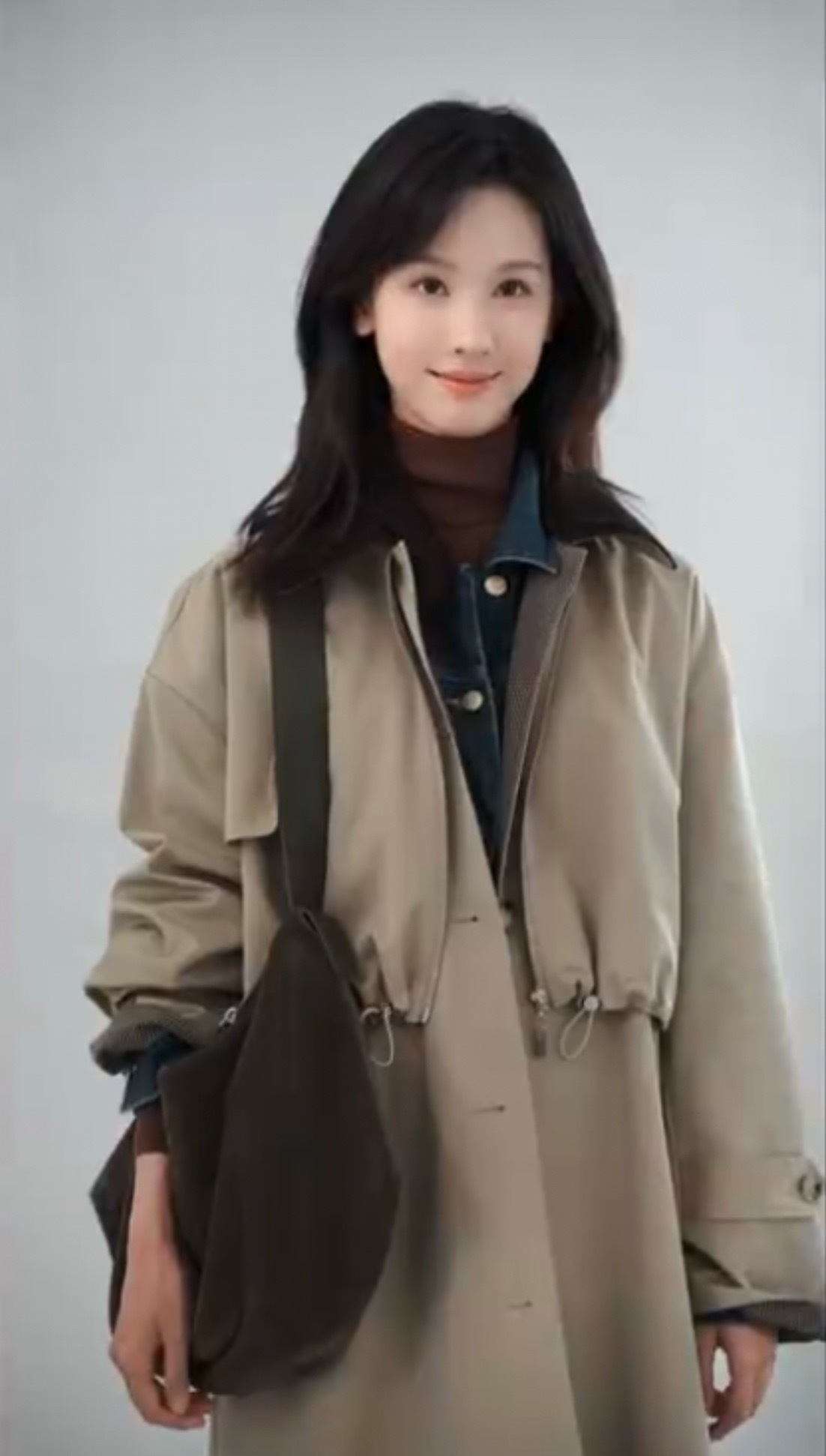 陈都灵 余九琪衣橱鉴赏！还有好多漂亮的衣服等待解锁期待陈都灵冬风吹又生 