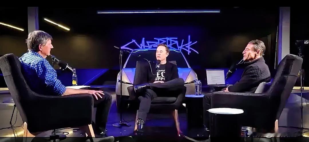 埃隆·马斯克:“特斯拉的擎天柱机器人将在三年内实现规模化应用，并在手术能力上超越