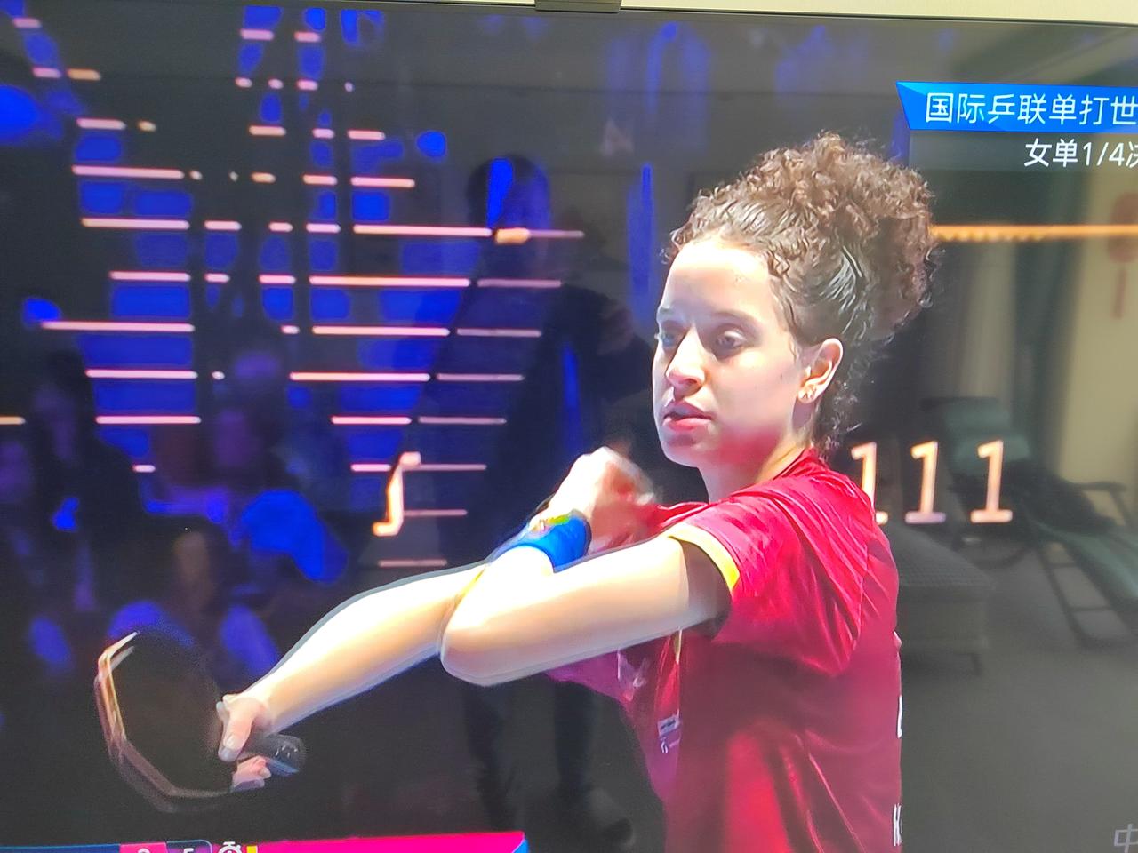 这个用六边形球拍的汉娜高达真不得了，简直就是个六边形战士，差一点干掉孙颖莎！决胜
