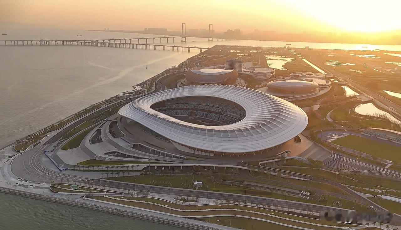 大湾区文化体育中心，五一有大型活动，要封路。

交通管控时间：
4月28日12时