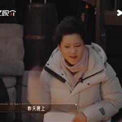何赛飞怒批姜贞羽无限超越班 何赛飞火都上来了直接下场示范，这份严师出高徒的劲儿，