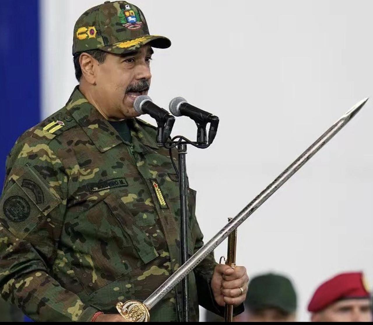 马杜罗确实犯下诸多错误，但是，他却摇身一变成为，所有对美国特朗普阵营，义愤填膺者