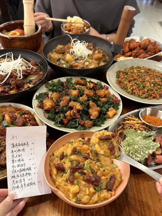 川大新开的！！！！平价好吃的贵州小食堂。。