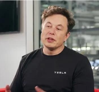 别再简单说中国科技在崛起了，马斯克这番话真的说到了关键点。在他看来，我们并非从零