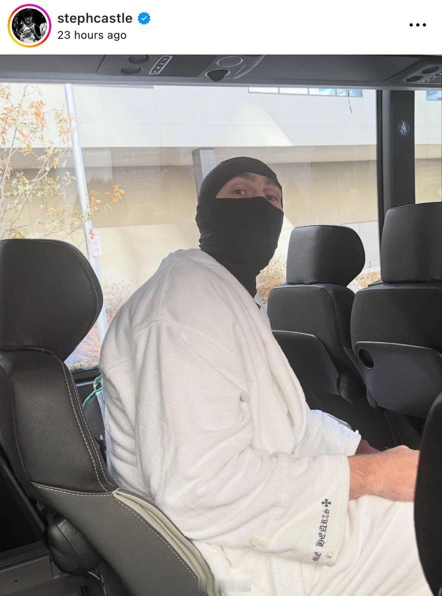 卡绍尔Ins自曝给科内特的圣诞礼物是面罩和浴袍