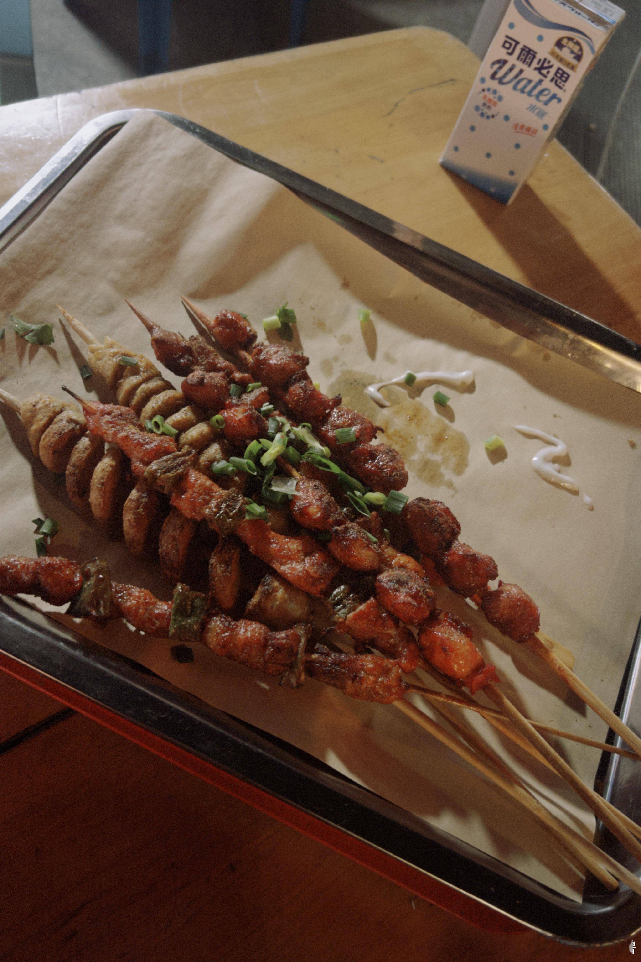 深夜树洞九点多两个仔约出门吃夜宵偶遇另一个仔正好三个仔快乐夜生活我的日常plog