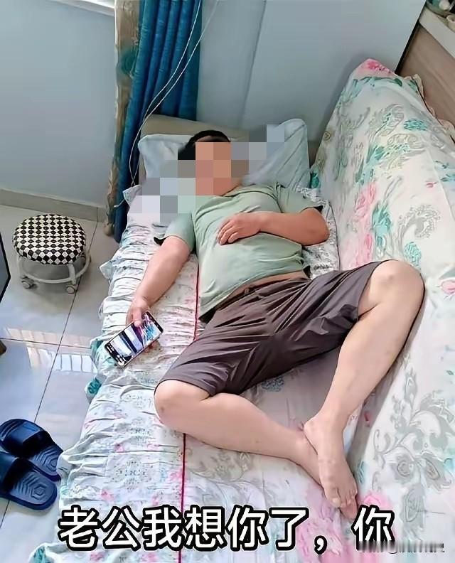 安徽男子王涛刚把重病父亲送进养老院，自己却在睡梦中猝死了。8月3日，王涛的妻子在