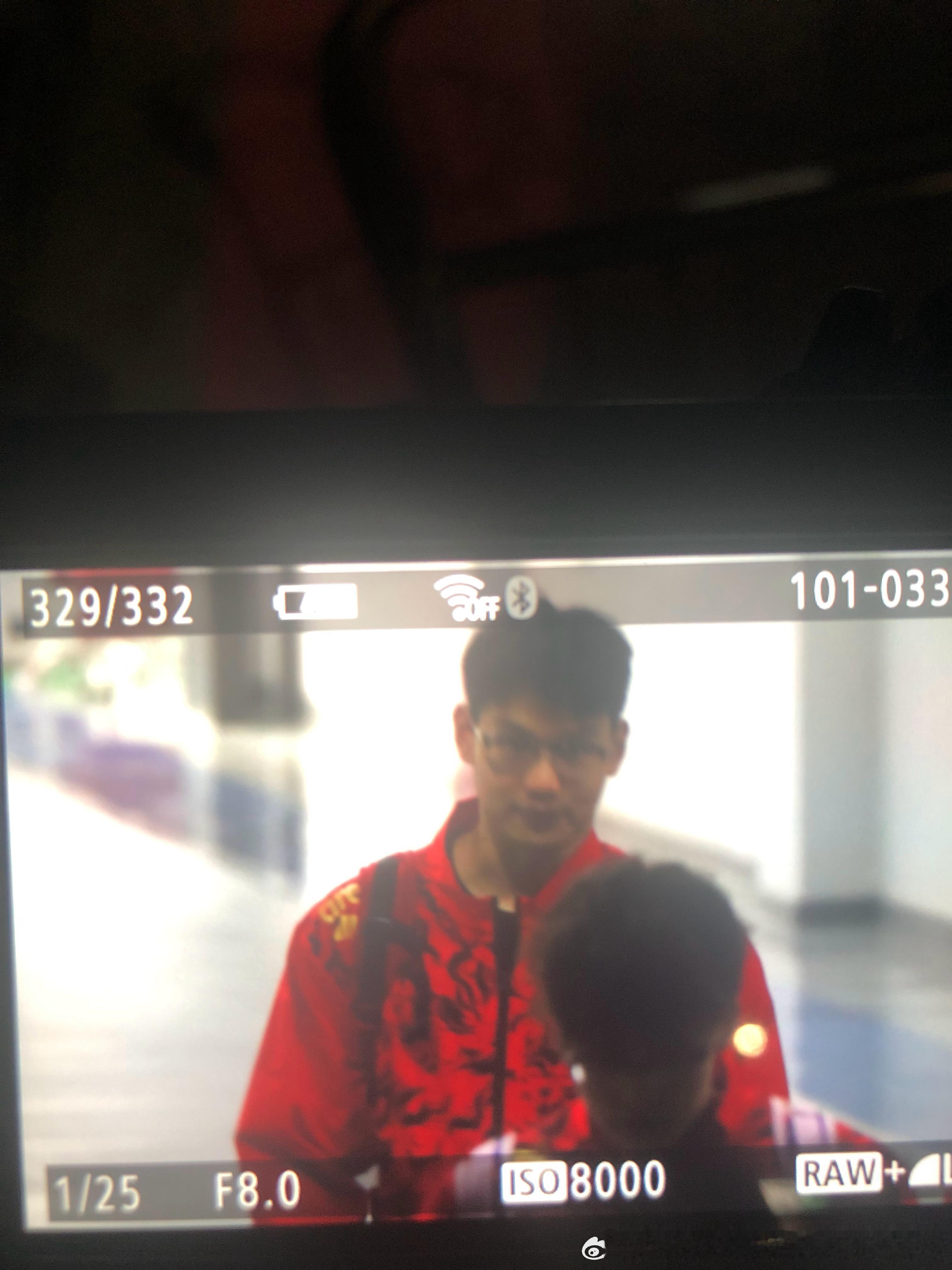 “hjq好像比青岛帅了哈”hjq:👀😂 ​​​