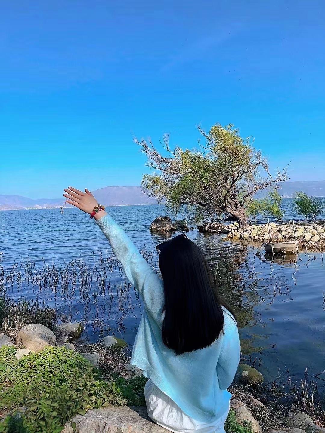 人生最好的境界：知道且知足
 
人生不过两种境界，一个是知道，一个是知足。知道自