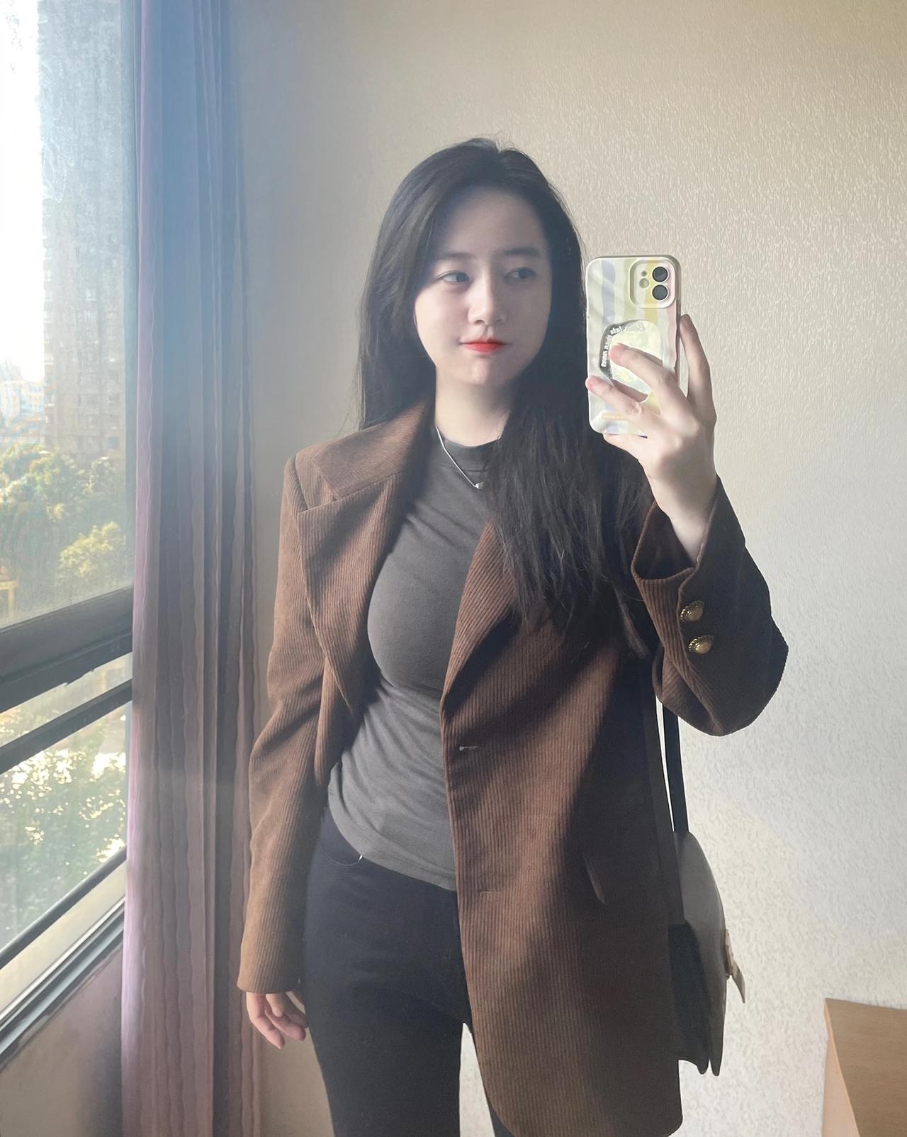 婚姻不是女人的港湾，
只是起点
很多人觉得结婚后就能有依靠，
不用再独自硬扛，