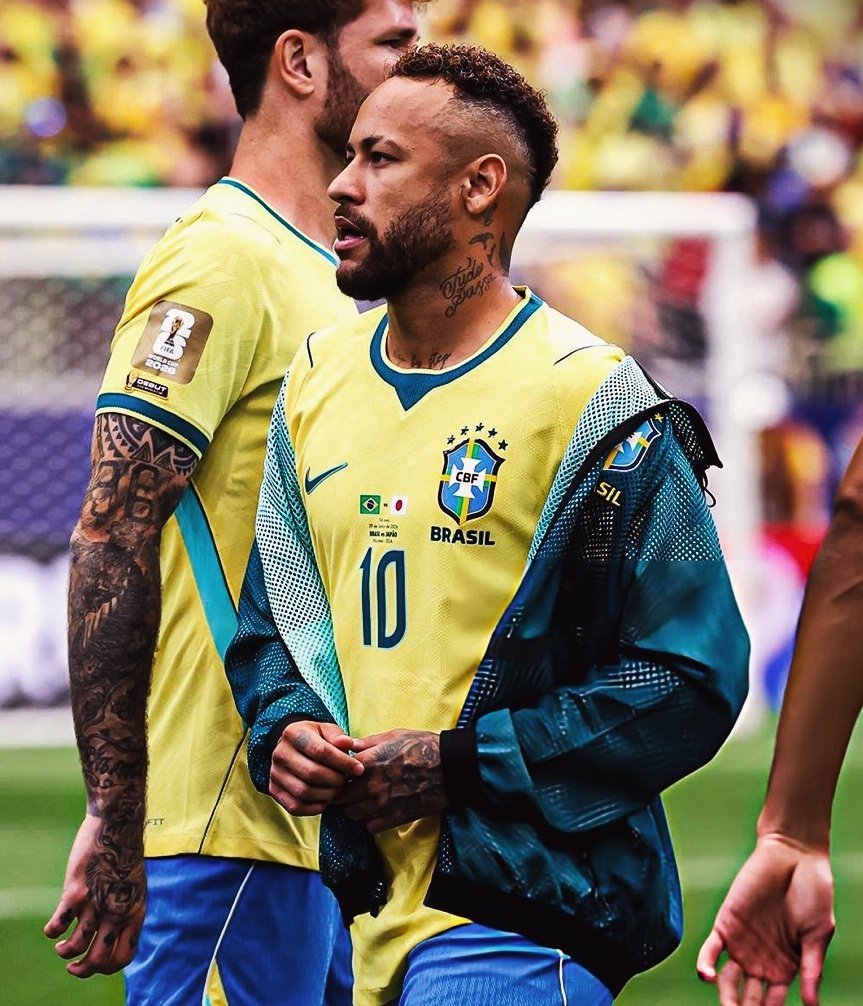 内马尔 🗣前突尼斯球员哈特姆·特拉贝尔西（beIN SPORTS）：“内马尔本