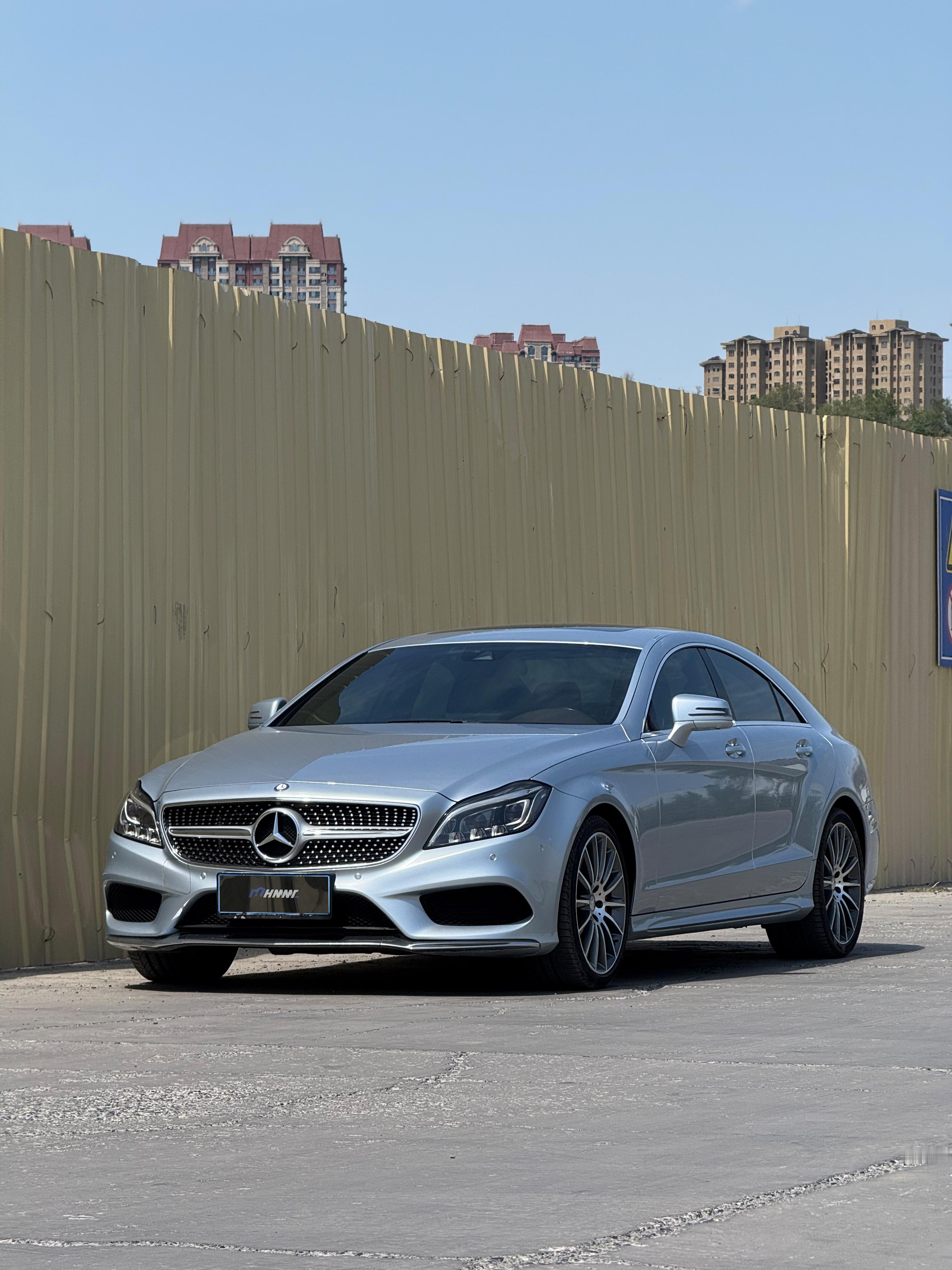 帮客户买了台 CLS400，15 年一手原漆 9 万公里，这个车去年要卖 30 