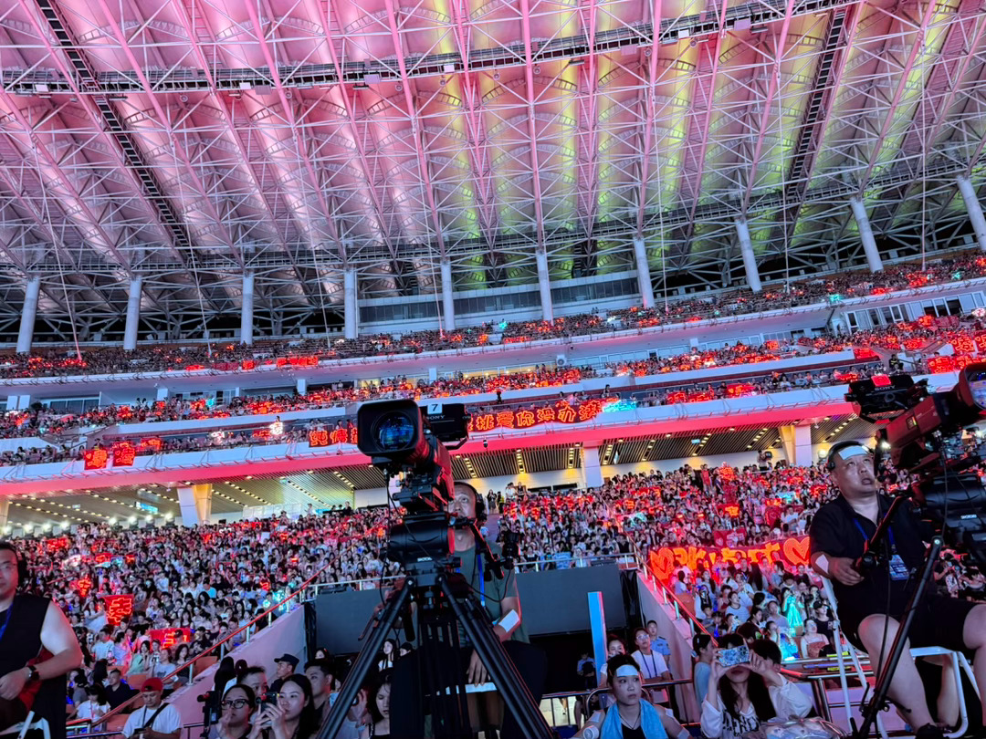 好多人爱你我们是为你而来的❤️哥哥你可以看到吗广州·海心沙亚运公园