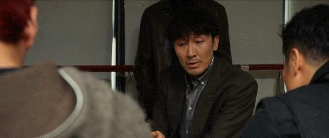 以法之名最大秘密浮出水面 江远就是禹天成谋矿的工具，年少被欺负时的援手是假的，生