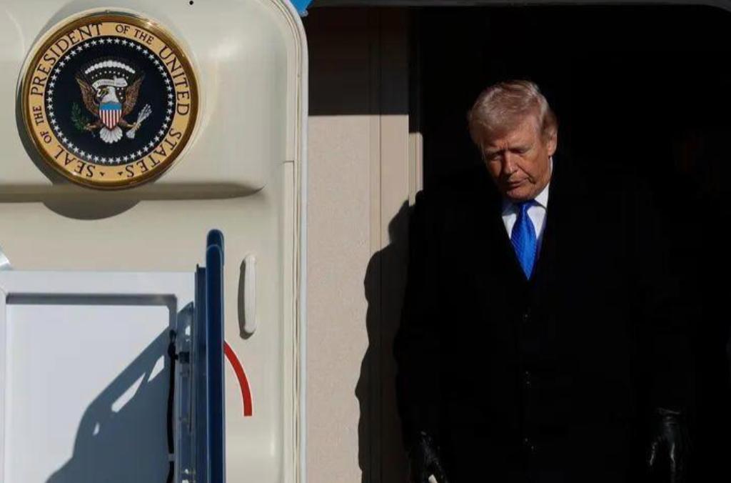 特朗普官宣：5月14日飞北京，并邀请中方回访华盛顿！很多人以为这是中美关系破冰、