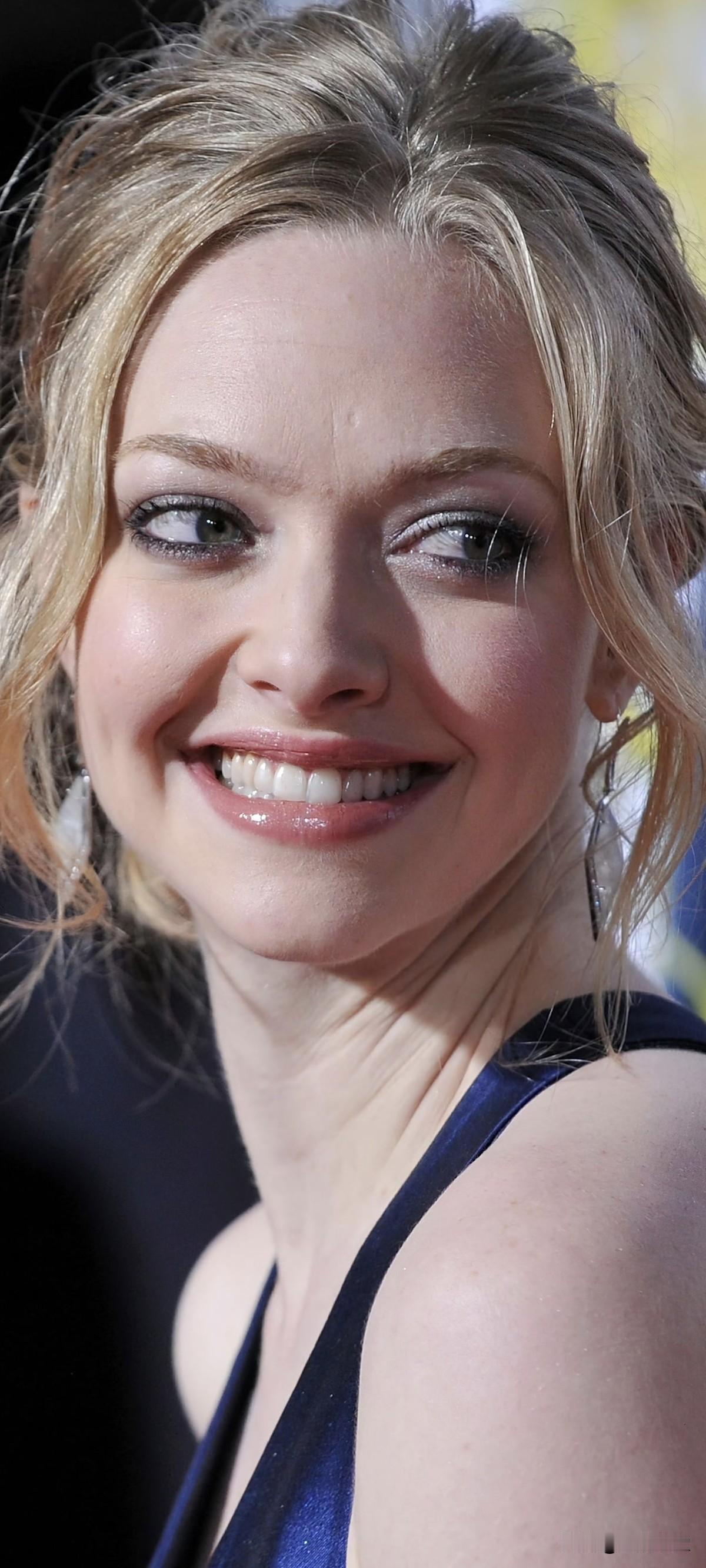 Seyfried

阿曼达·塞弗里德

怼脸 ​​​！这细节太真实了！