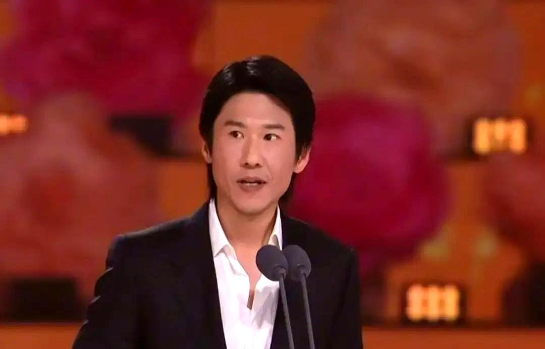 流量彻底失灵，现在的观众就认死理：演技即正义。

2026年8月10日北京冰丝带