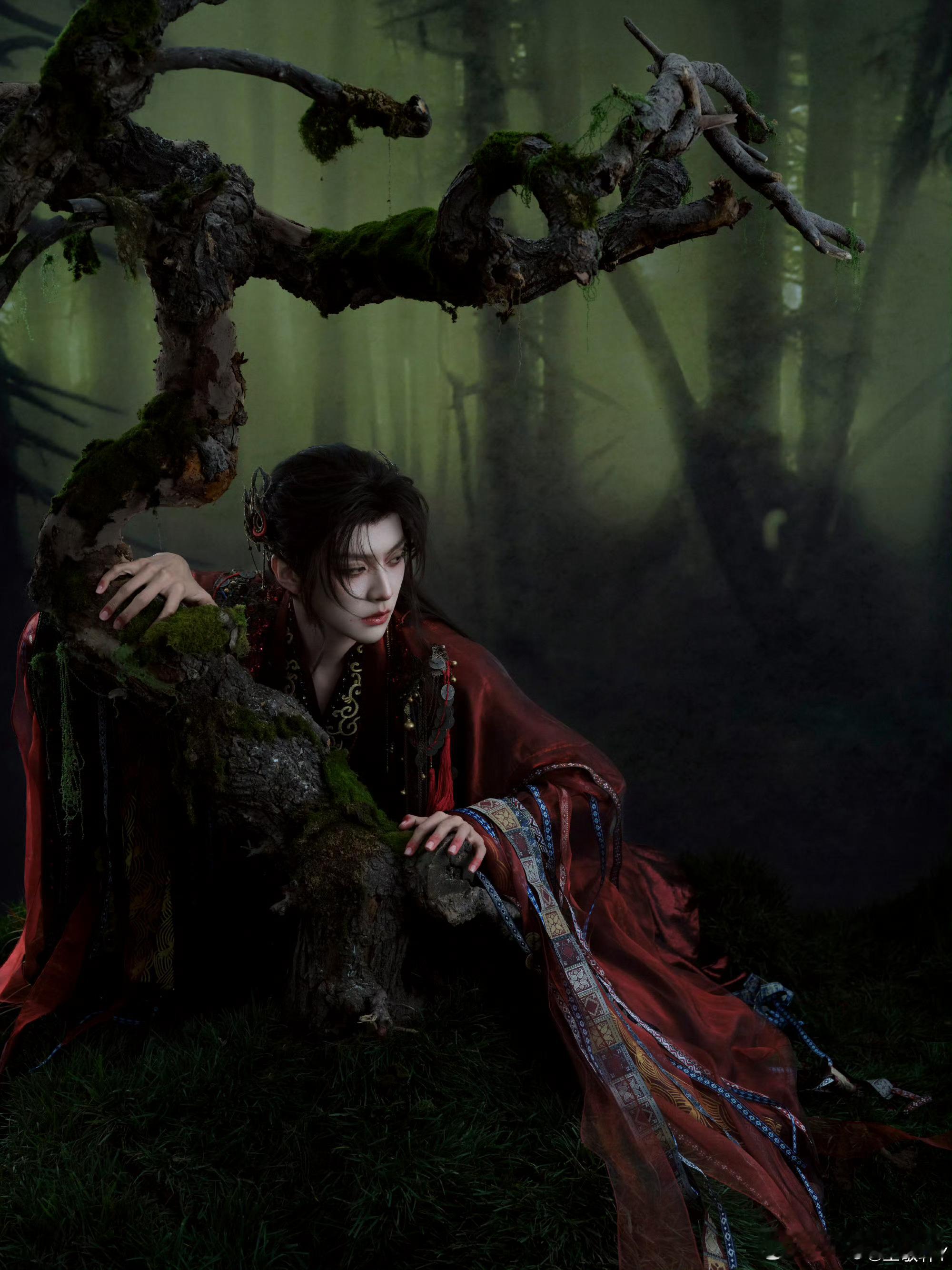 魅惑人心的男妖是你吗，嗯～王敬轩！ ​​​