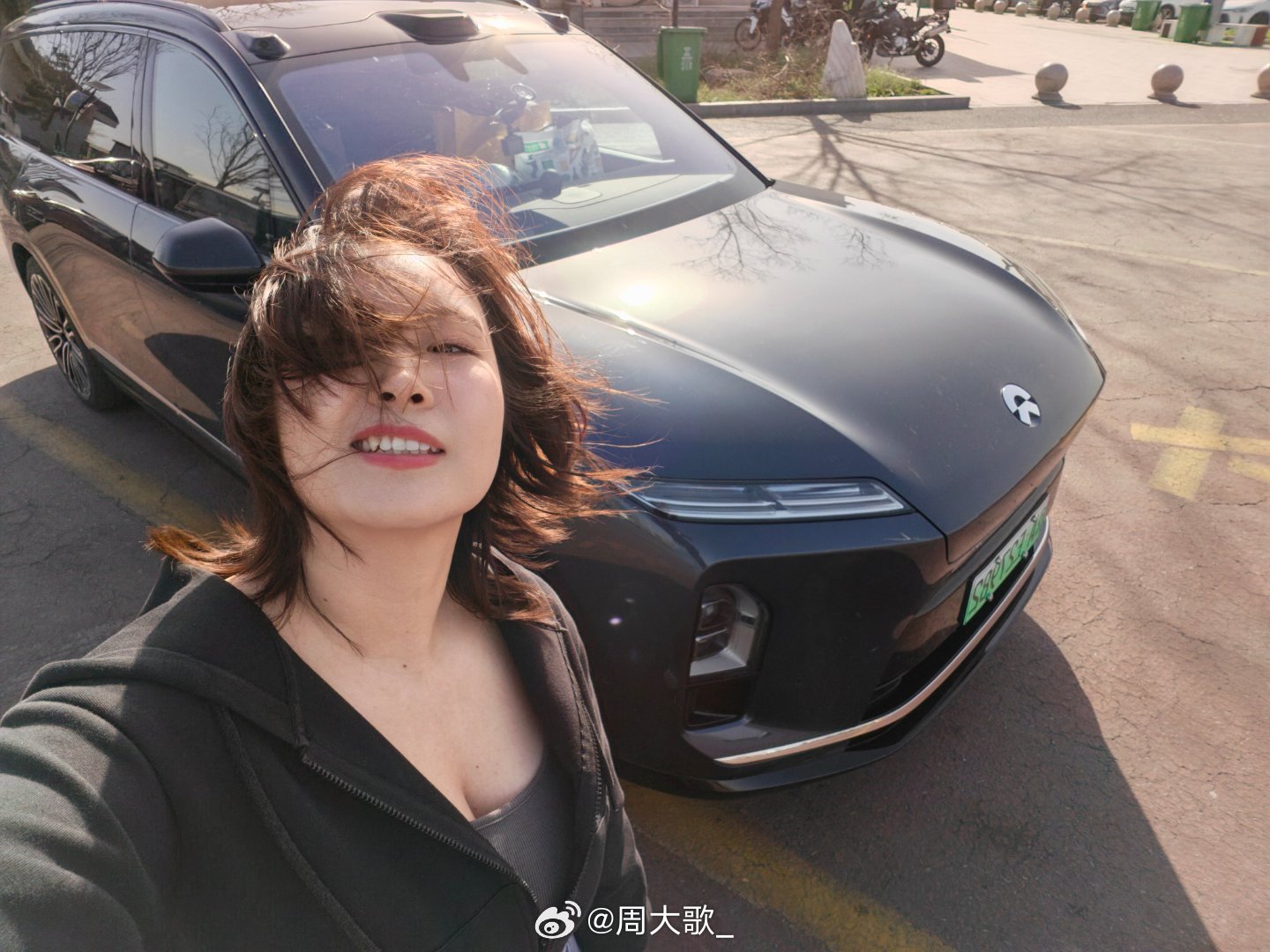 局地有10级以上雷暴大风今天风有多大…请看图…高速上的我方向盘都扶不住你要知道这