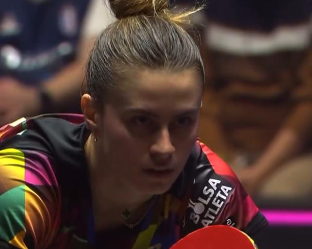 大迪赢了，真解气！

蒙彼利埃冠军赛，大迪迎战果子女友高桥-布鲁娜，谁赢谁进女单