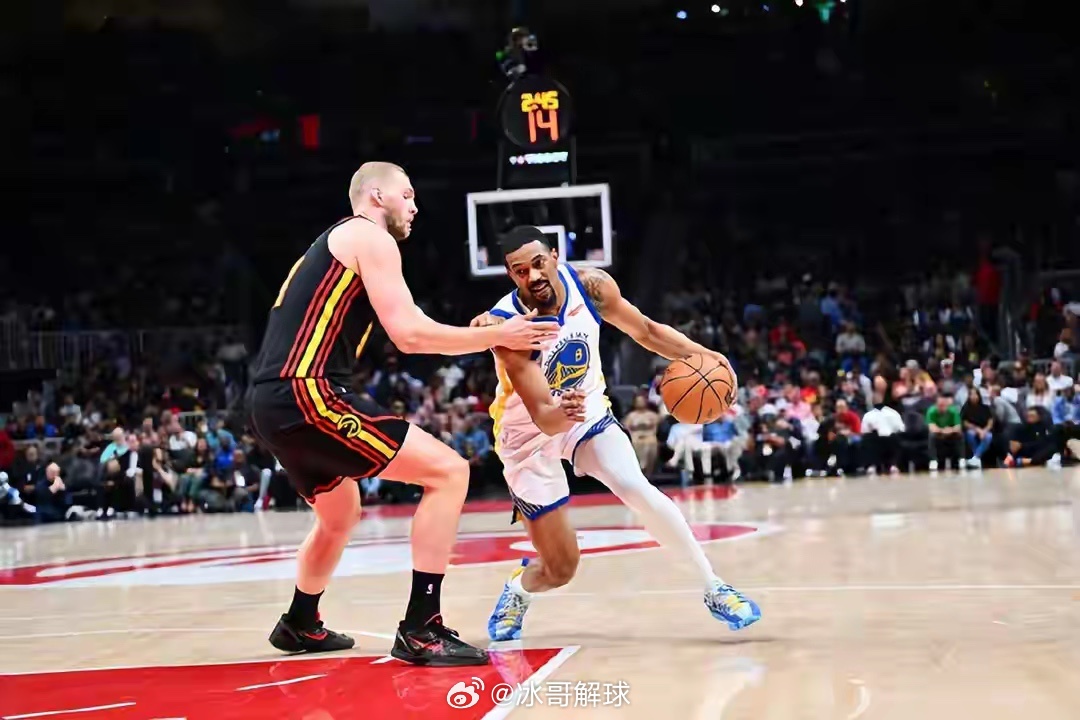 3月22日，老鹰主场126-110大胜勇士，终结自身连败同时送勇士3连败￼￼￼。