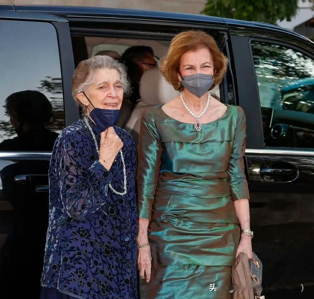 索菲亚王后的亲妹妹艾琳公主去世，享年83岁！国王夫妇和两位公主以及过往的母亲索菲