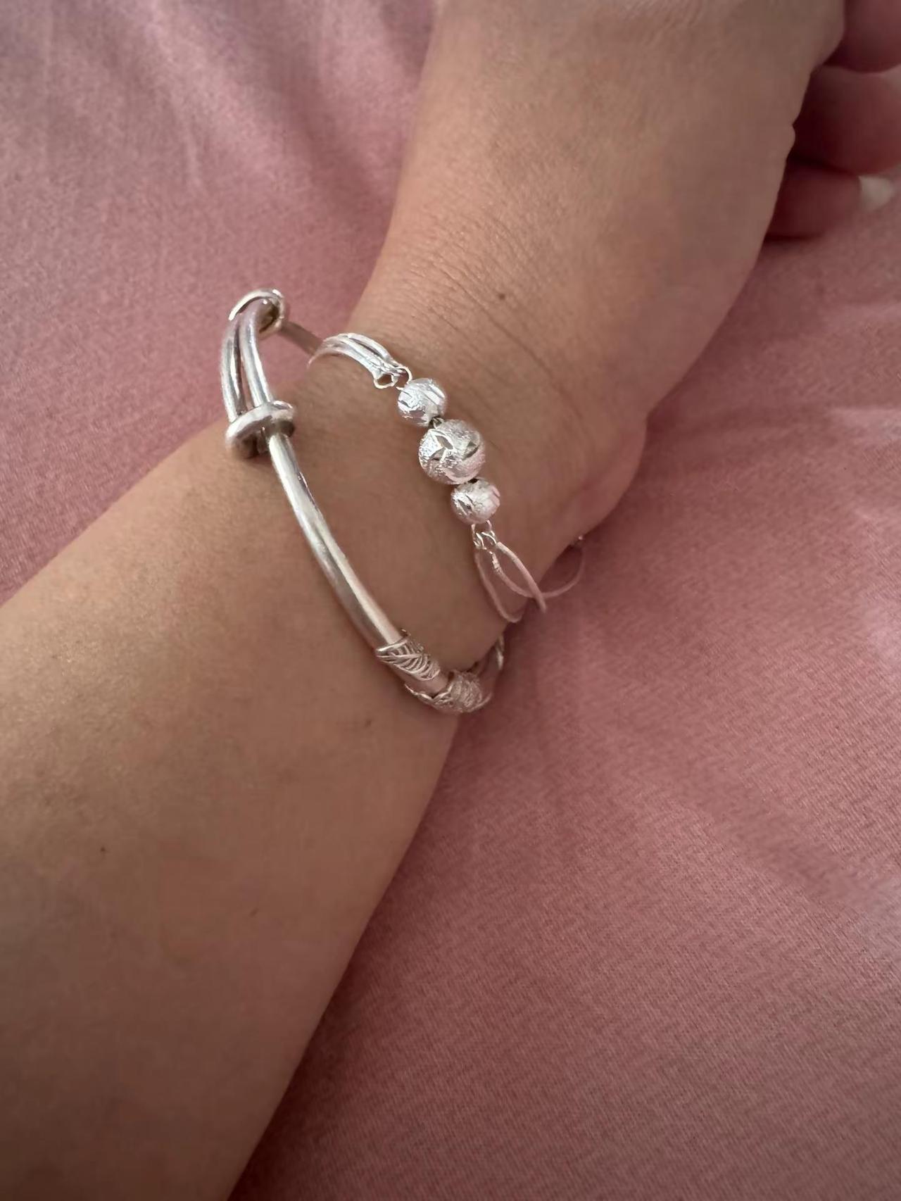 亲爱的女神些节日快乐哈，