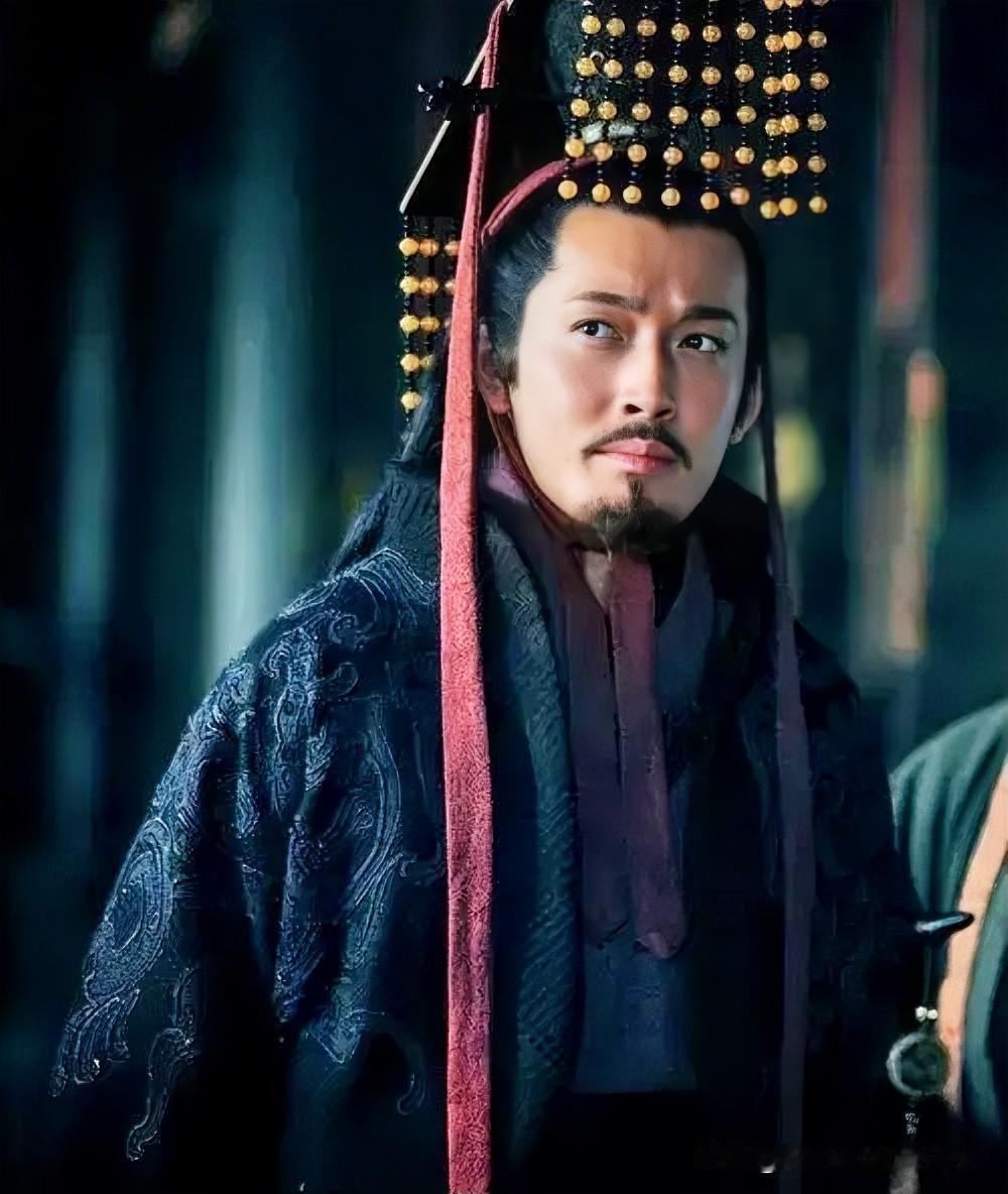 鲁肃的塌上对，是江东野心的序幕，在此之后，江东就开始了划江而治的构想。在鲁肃的构