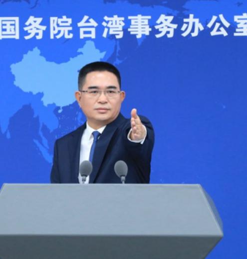 台湾问题一天都拖不得，再拖下去，美国驻军了，日本驻军了，英法印澳这些列强都来驻军