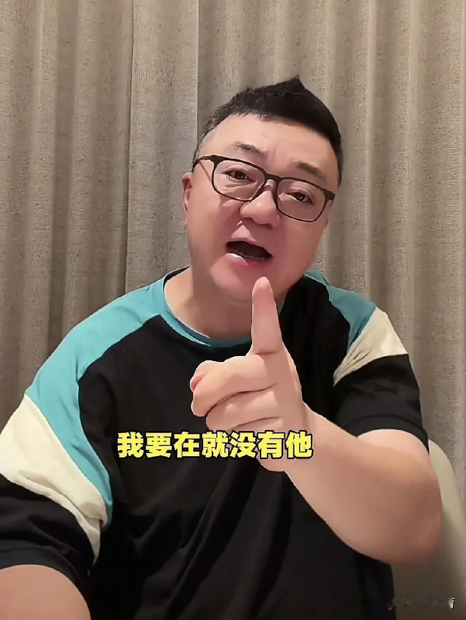真的搞不懂！明明说手里攥着线索，为啥非要卡24小时才往外放？
 
2034杯打完
