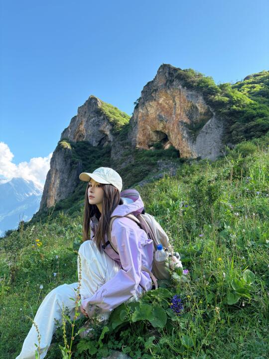 她们说这里像多洛米蒂我就来啦
