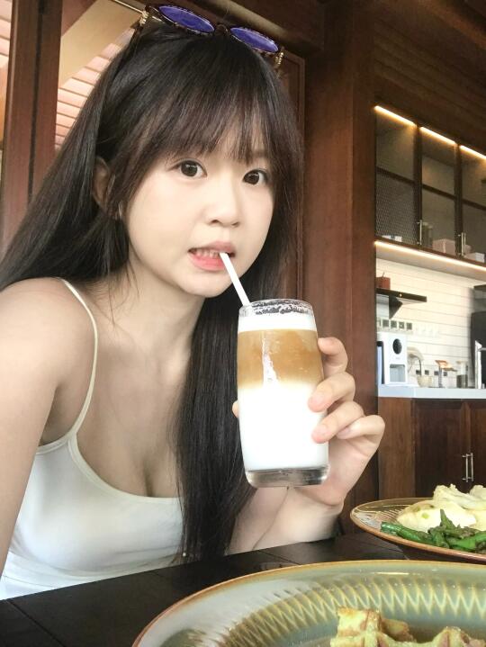 你的脸没有化妆我却疯狂爱上